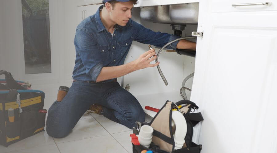 Expert burst pipe repair services in Fort Klamath, OR